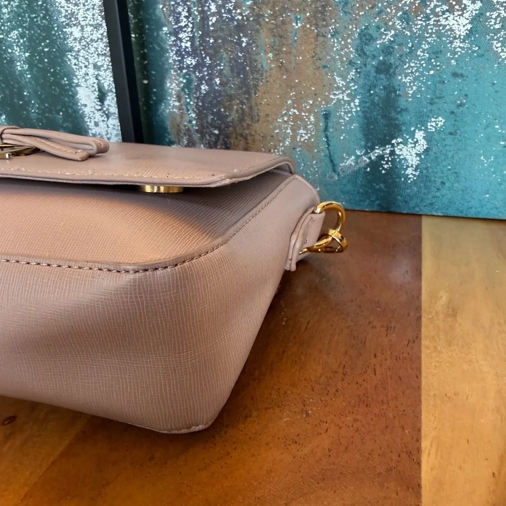 Badgley Mischka Glam Bow Crossbody‎ Clutch Vegan Leather Blush/Tan NWT
